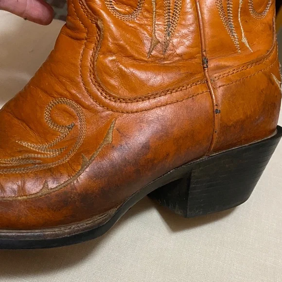 Ariat Woman’s Orange/Brown Western Distressed Square Toe Boots, Size 9. - Picture 9 of 16